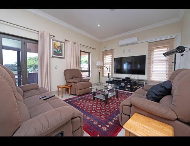 4 BEDROOM HOUSE FOR SALE IN BLUE VALLEY GOLF ESTATE